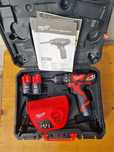 Filetanta milwaukee bdd m12 , 3 baterii,incarcator,cutie