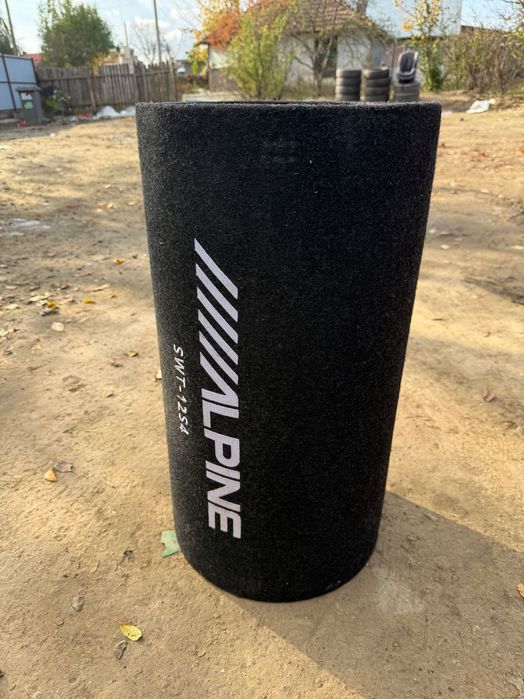 Vând subwoofer plus stație JBL