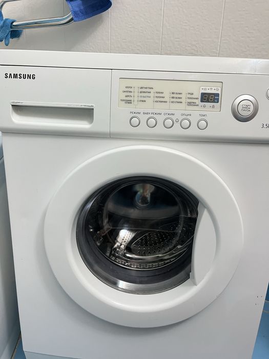 Пподам стиральную магину