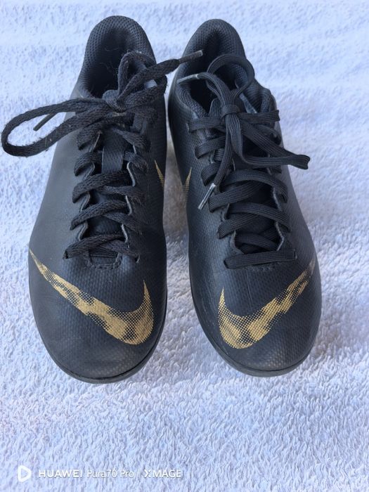 Бутонки nike 33 номер стелка 20см отлични