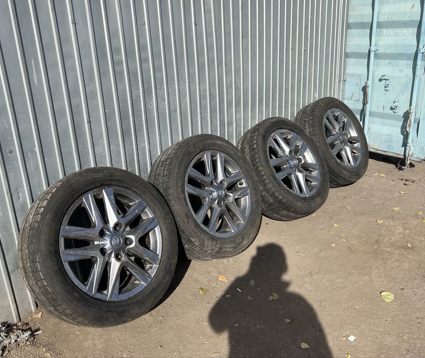 Диски с зимними шинами 285/50/R20 от лексус лх570
