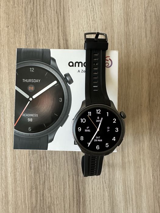Продам часы Amazfit balance