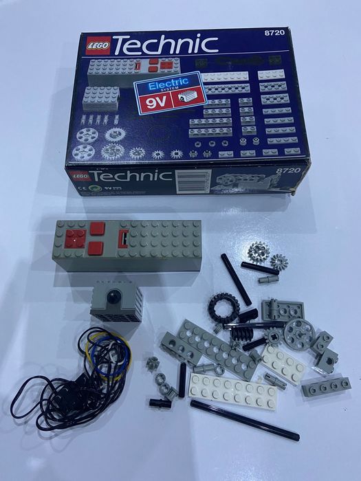 Lego Technic 8720 конструктор за сглобяване лего electric
