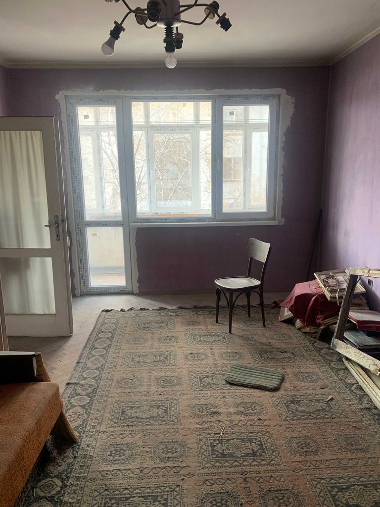 Продава се Четиристаен апартамент в Карлово - 110 кв.м за 1066 €/кв.м - Снимка #3