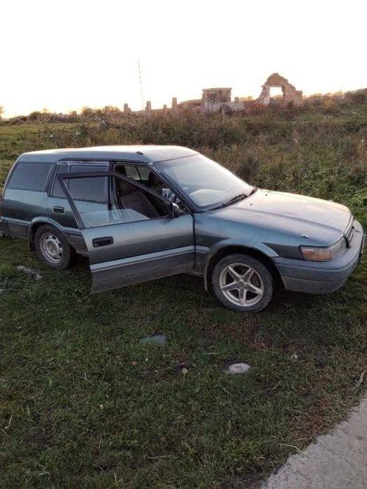автомобиль Toyota Karib