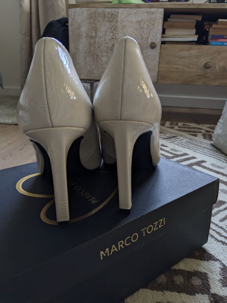 Superbi pantofi cu toc, Marco Tozzi