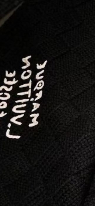 Fular Louis Vuitton barbati model 2026