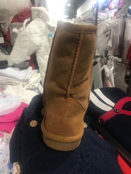 Ugg fetite maro piele intoarsa