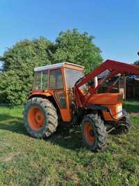 Tractor UTB 640 4x4 cu incarcator frontal