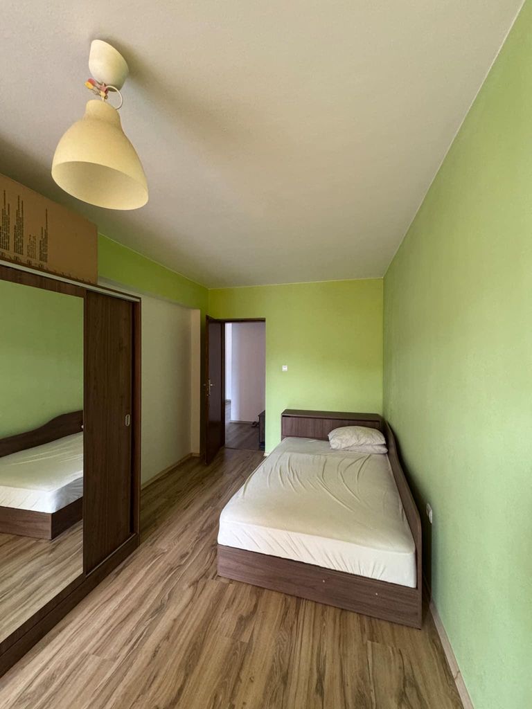 Дава се под наем Тристаен апартамент в София, Мусагеница - 80 кв.м за 750 € - Снимка #2