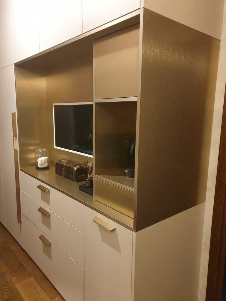 Дава се под наем Тристаен апартамент в София, Малинова долина - 98 кв.м за 300 € - Снимка #4