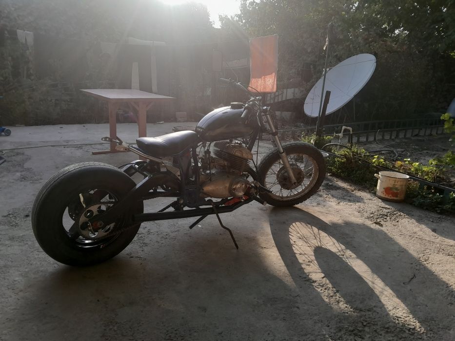 Продаётся срочно мото Иж переделка