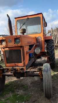 Tractor U650 - 2001