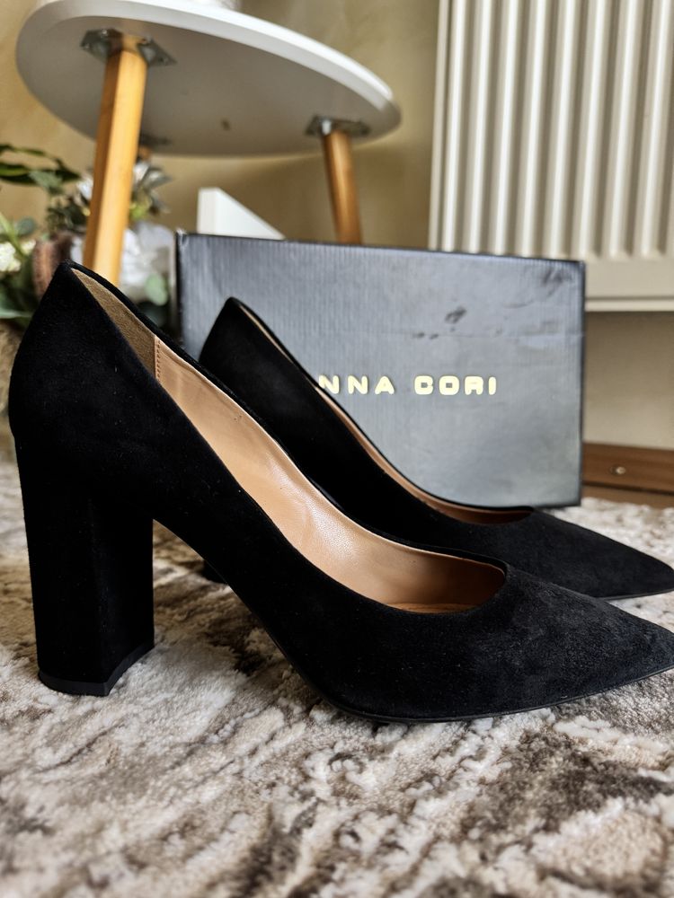Pantofi Anna Cori