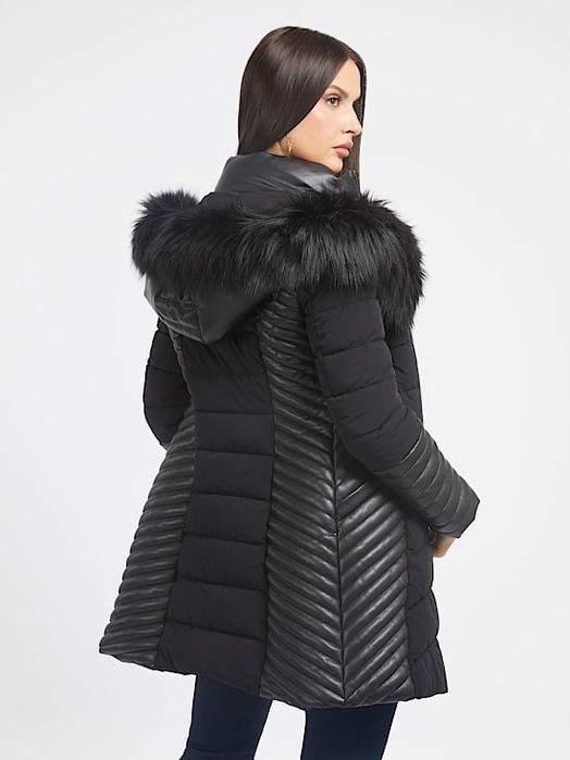 Дамско зимно яке GUESS