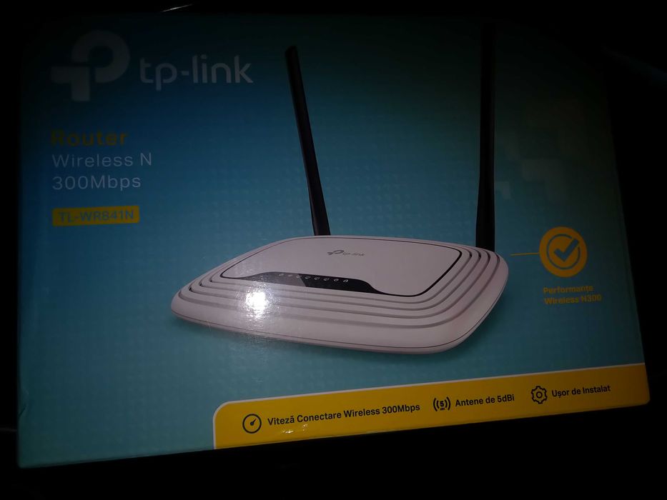 De vânzare Router wireless tp-link. Preț 35 lei.Cumpărat de 11 Luni.