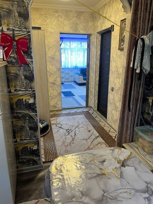 Двух-комнатная в Мирабадском на втором Евро ул Эски Отчопар