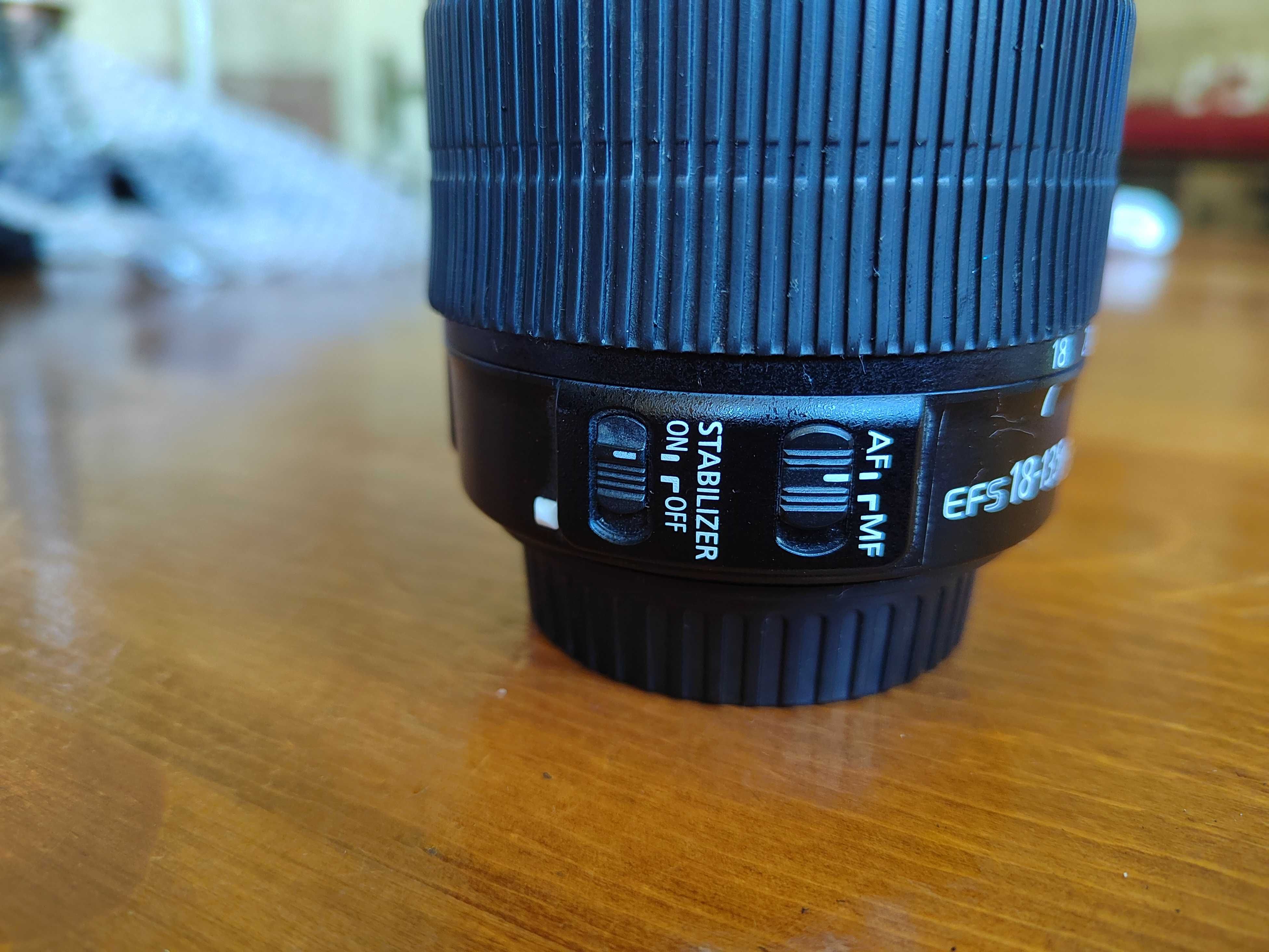 Обектив F-S18_135 mm F3.5 - 5.6 IS STM
