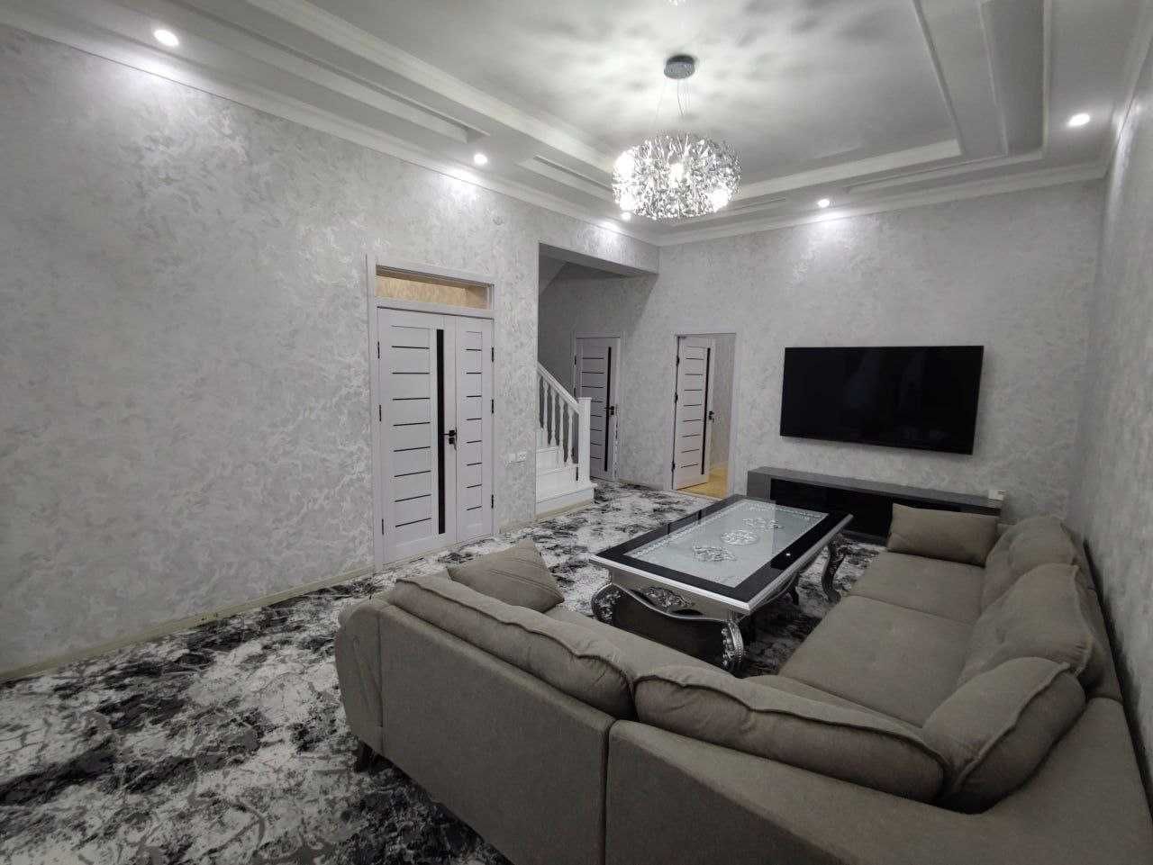 EVROREMONT QILINGAN 2 qavatli 202 m2 xovli uy sotiladi