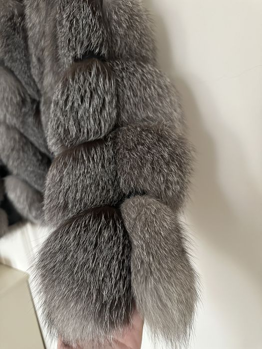 Haină din blană naturală de vulpe gri
