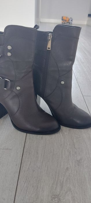Vand botine Zara 36