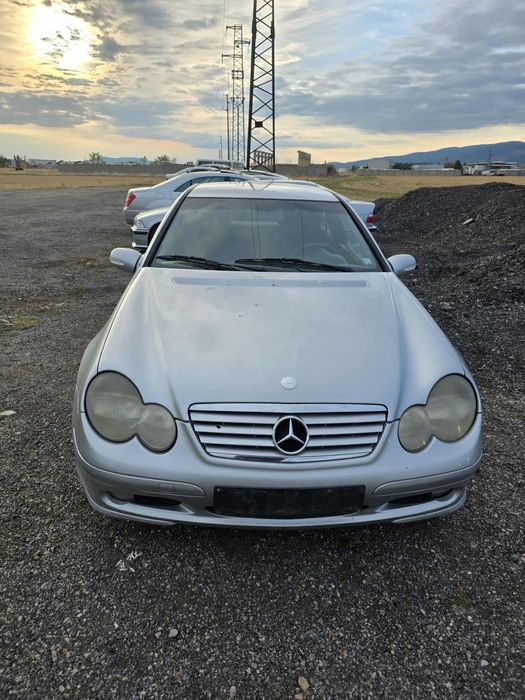 Mercedea-Benz C220 спорт купе