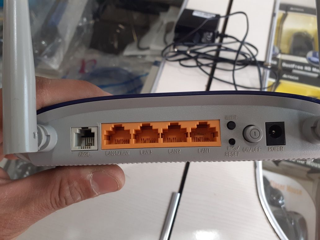Wi-Fi Router Universal