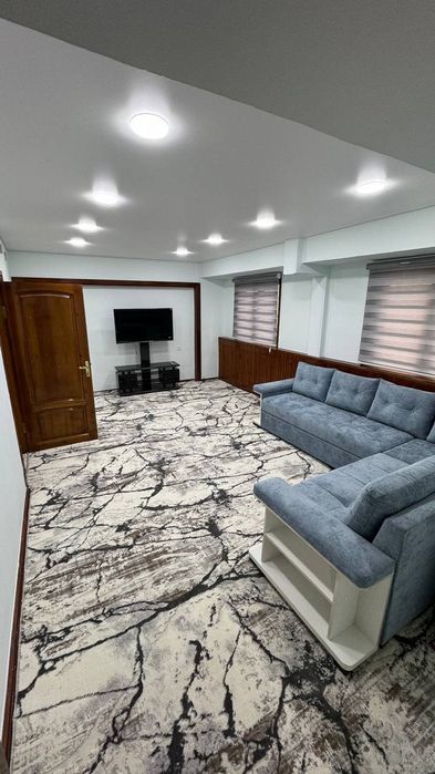 Сотиладиган уй бор сквер Ц1 срочно