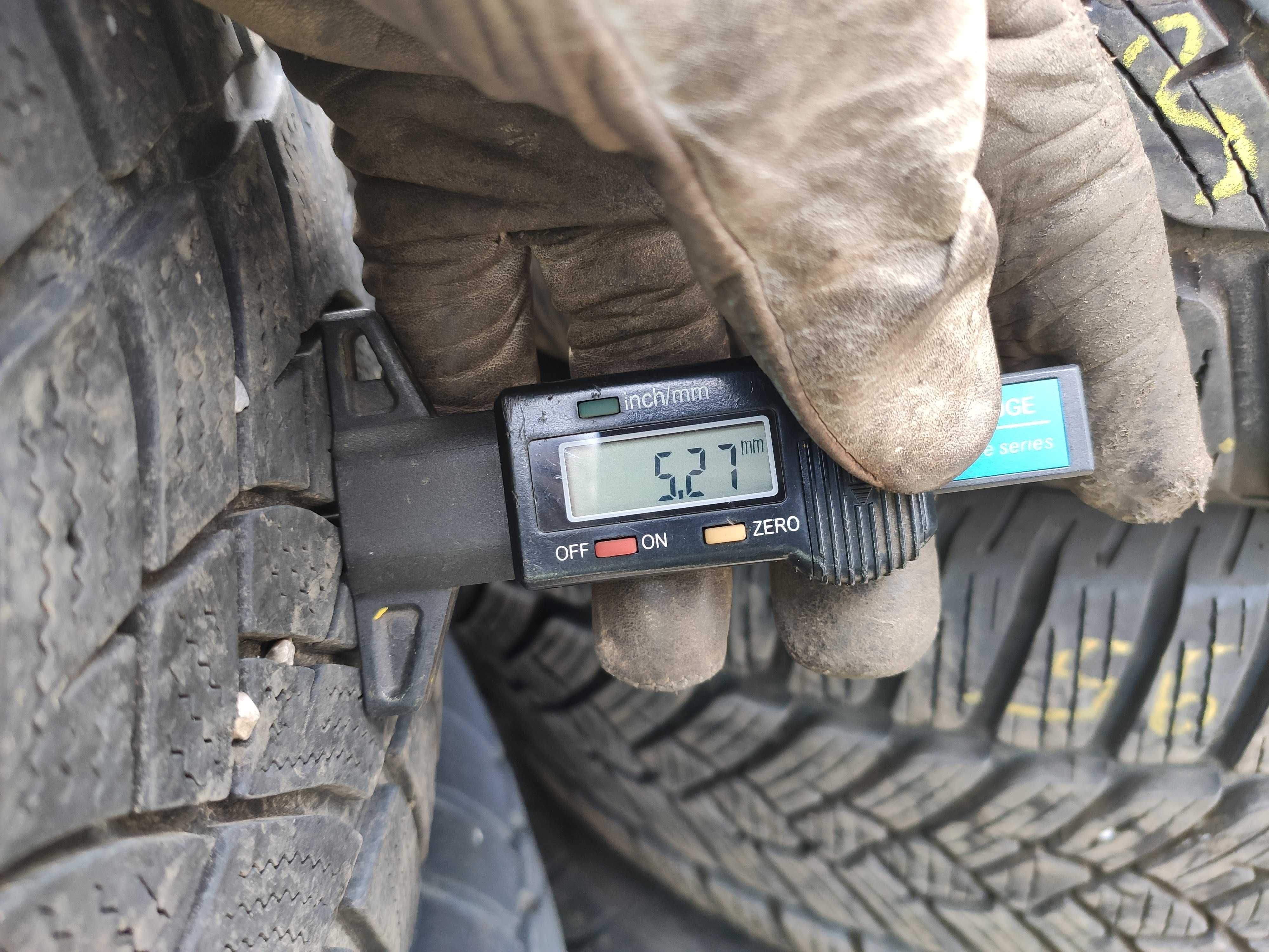 2бр Зимни гуми 235 60 16 - Goodyear