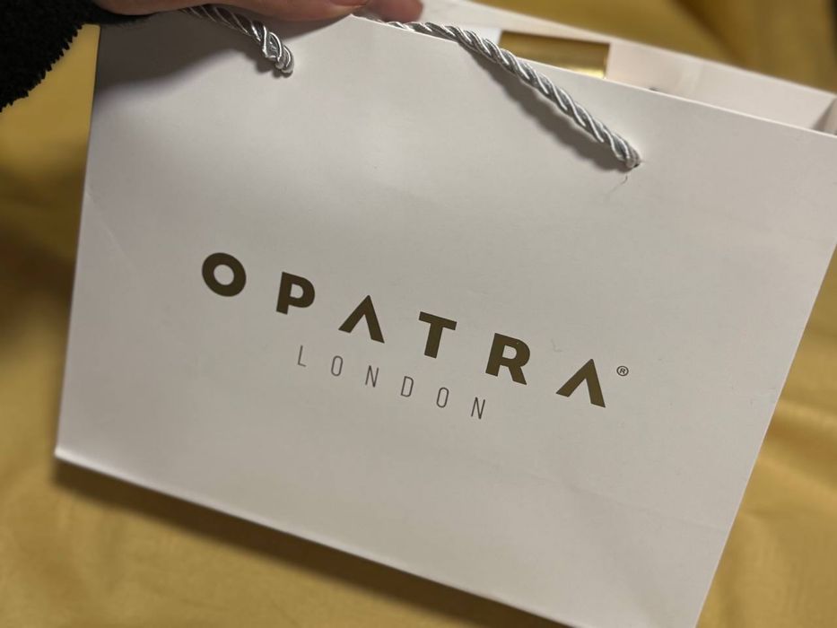 Продам новый набор ухода за кожей из opatra london