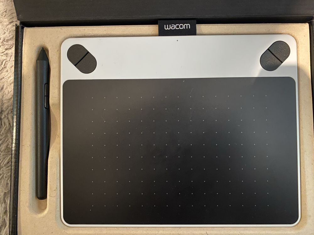 Tableta grafica wacom intuos S aproape noua