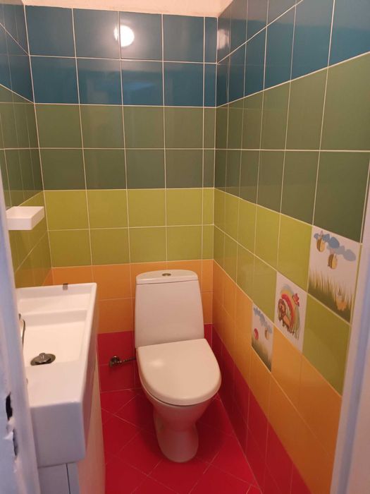 Продава тристаен апартамент в Христо Смирненски от собственик