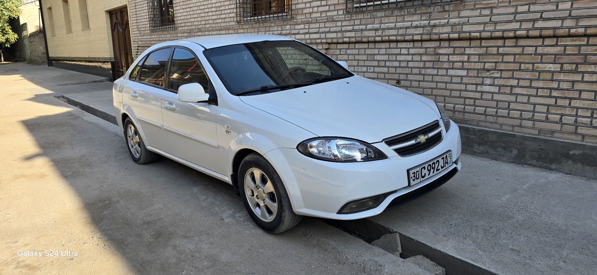 Автомобиль  джентра