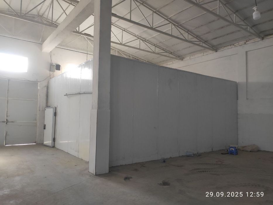 Холодильник продается