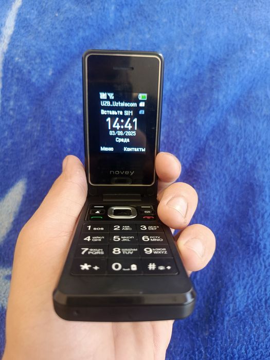 Novey telefoni. Yaxshi ideal holatda karopka  bor