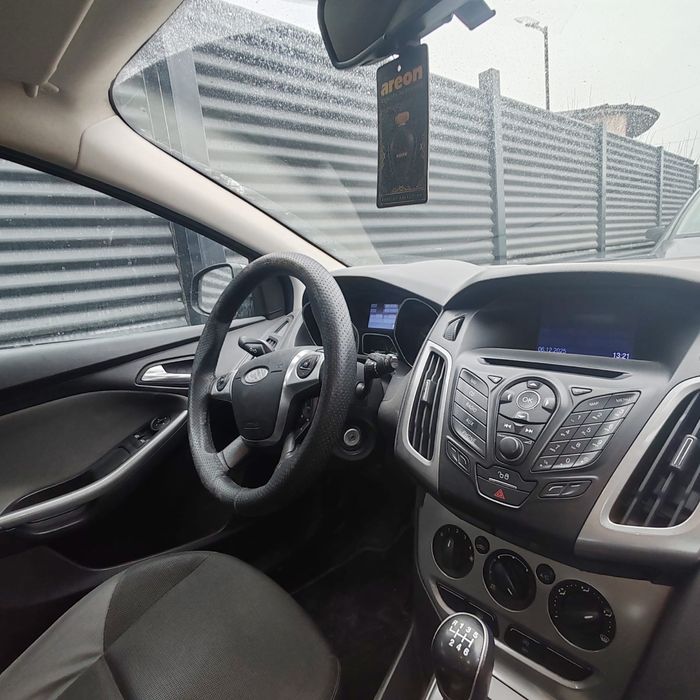 Vand Ford Focus 2011 1.6TDCI Mk3/ Schimb cu duba