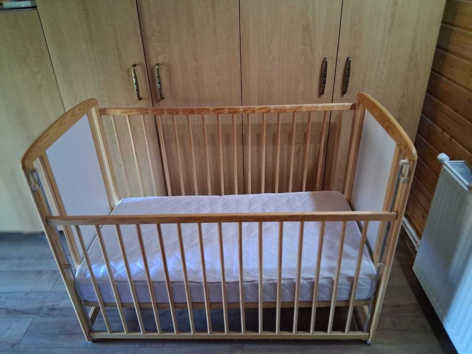 Patut lemn Babyneeds, Timmi, 120x60 cm, laterala culisanta
