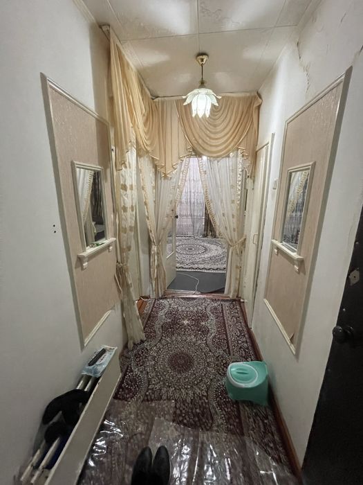 Chirchiq shahri katta bozor yonida 1xonali uy sotiladi