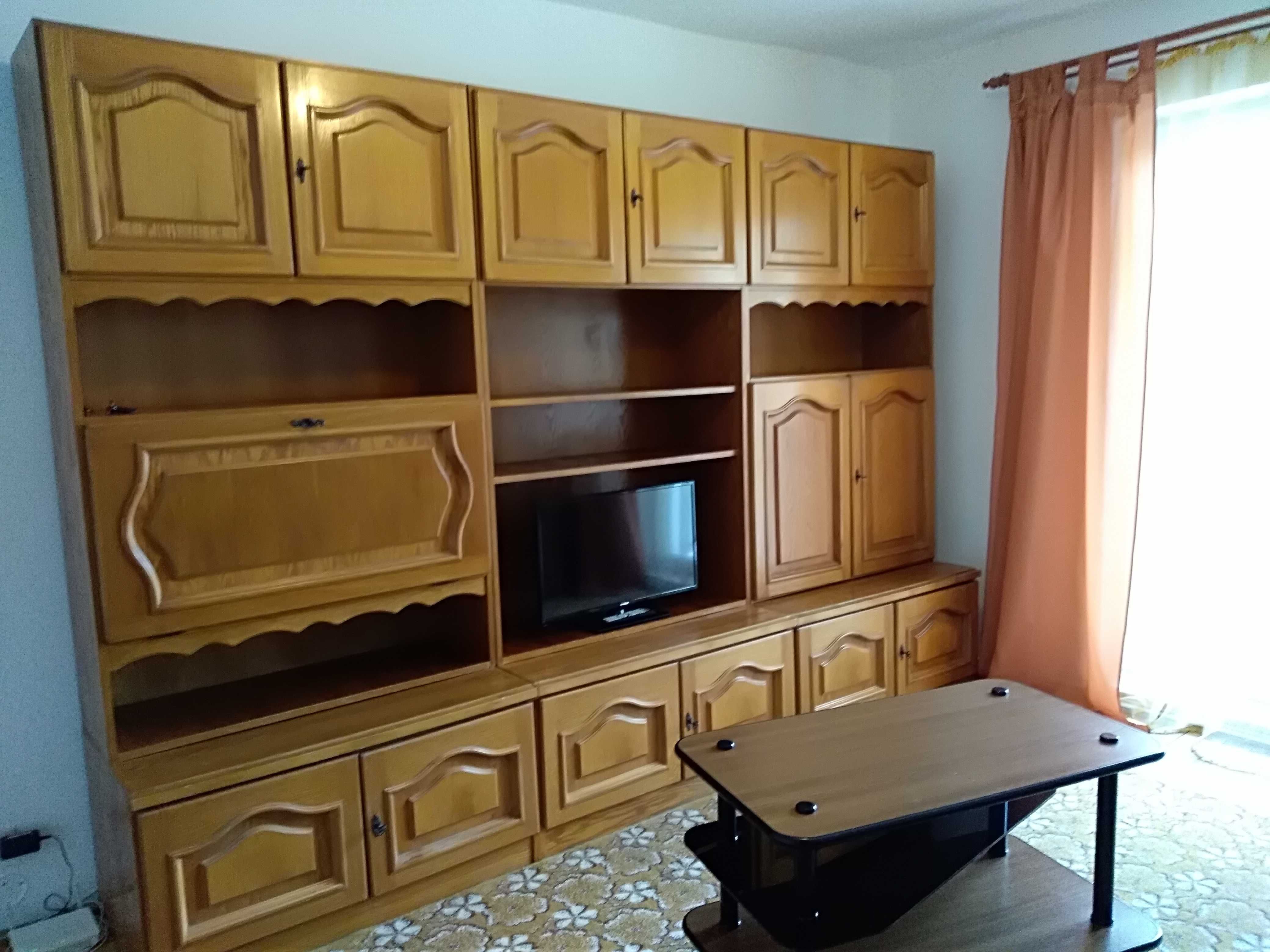 Inchiriez apartament 3 camere Rahovei Sibiu