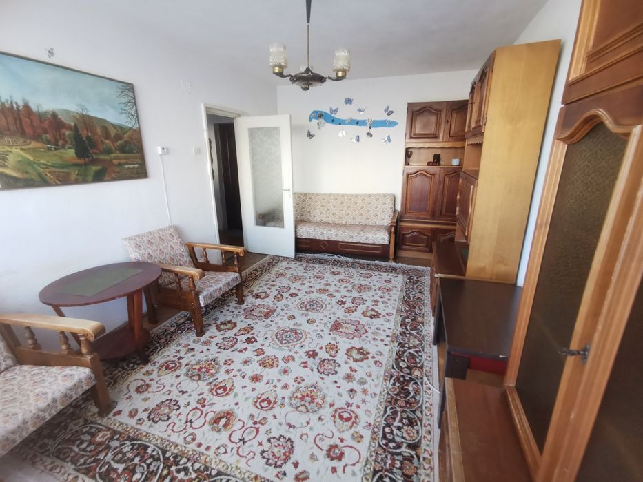 Închiriez apartament 2 camere