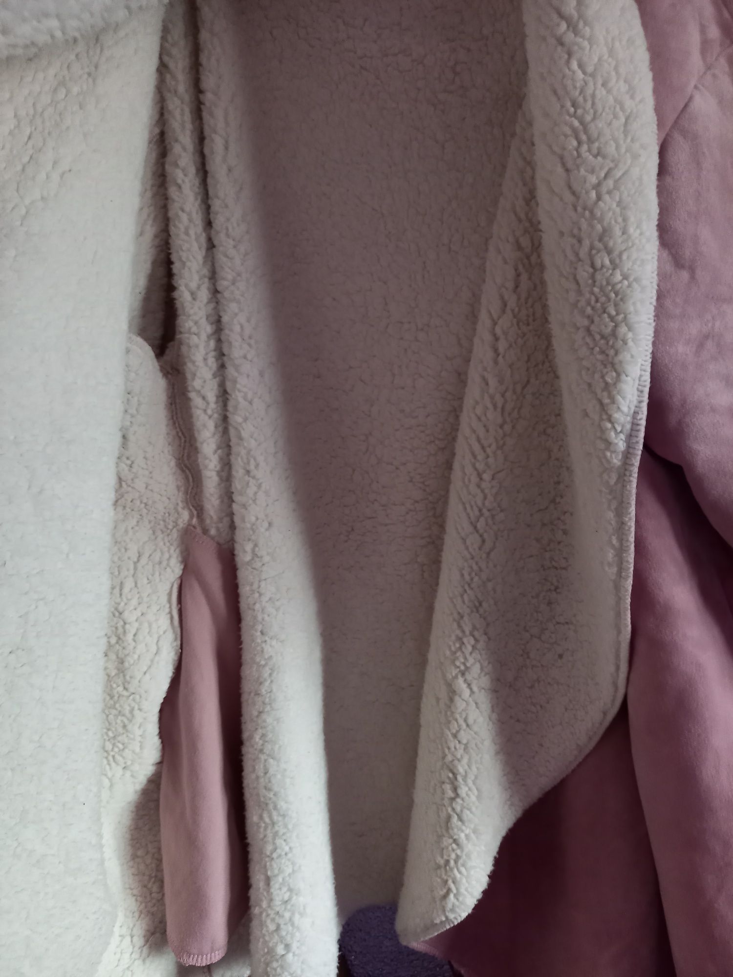 Vând Cardigan cu Blăniță Mărimea L-XL Nou