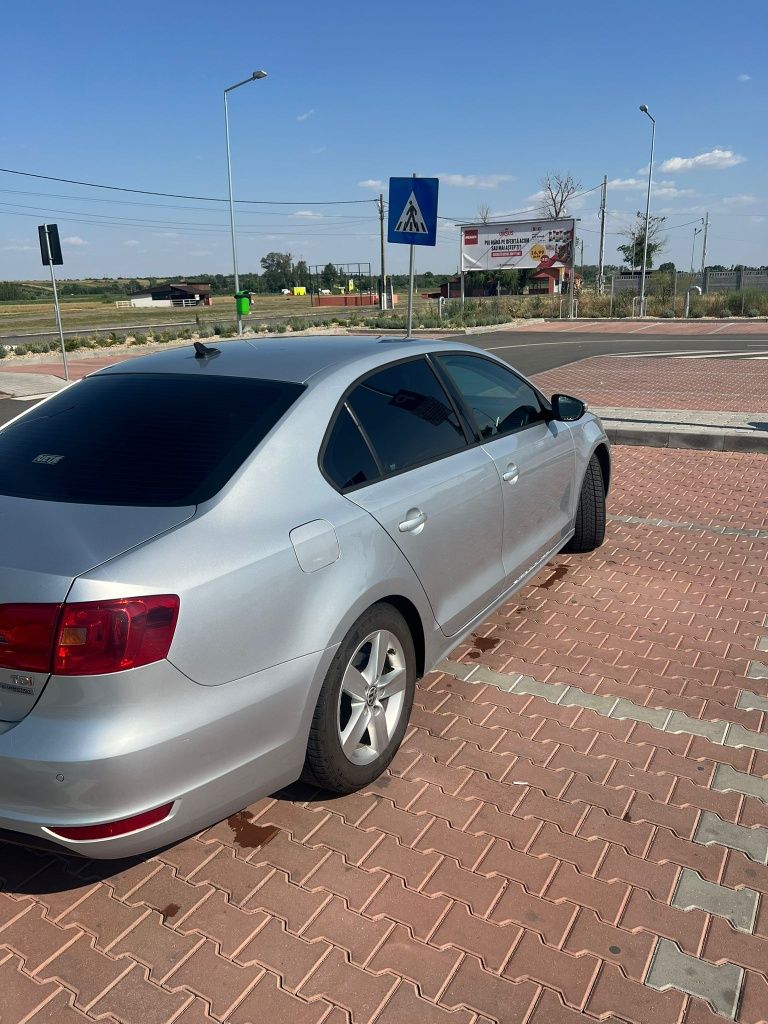 Vand VW Jetta an 2012
