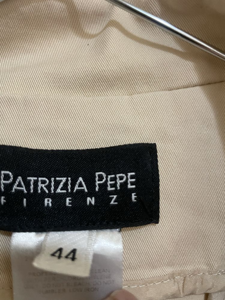 Тренч яке на  PATRIZIA PEPE.