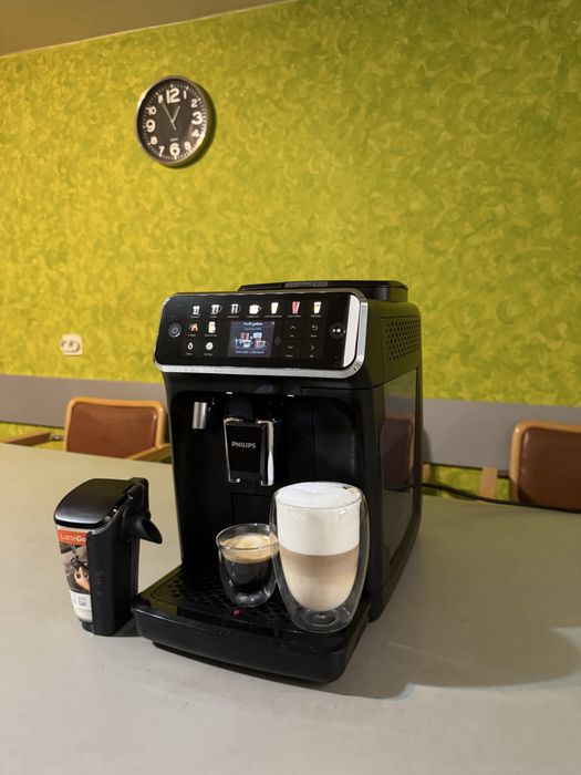 Aparat de cafea boabe /expresor automat Philips Latte Go 5500