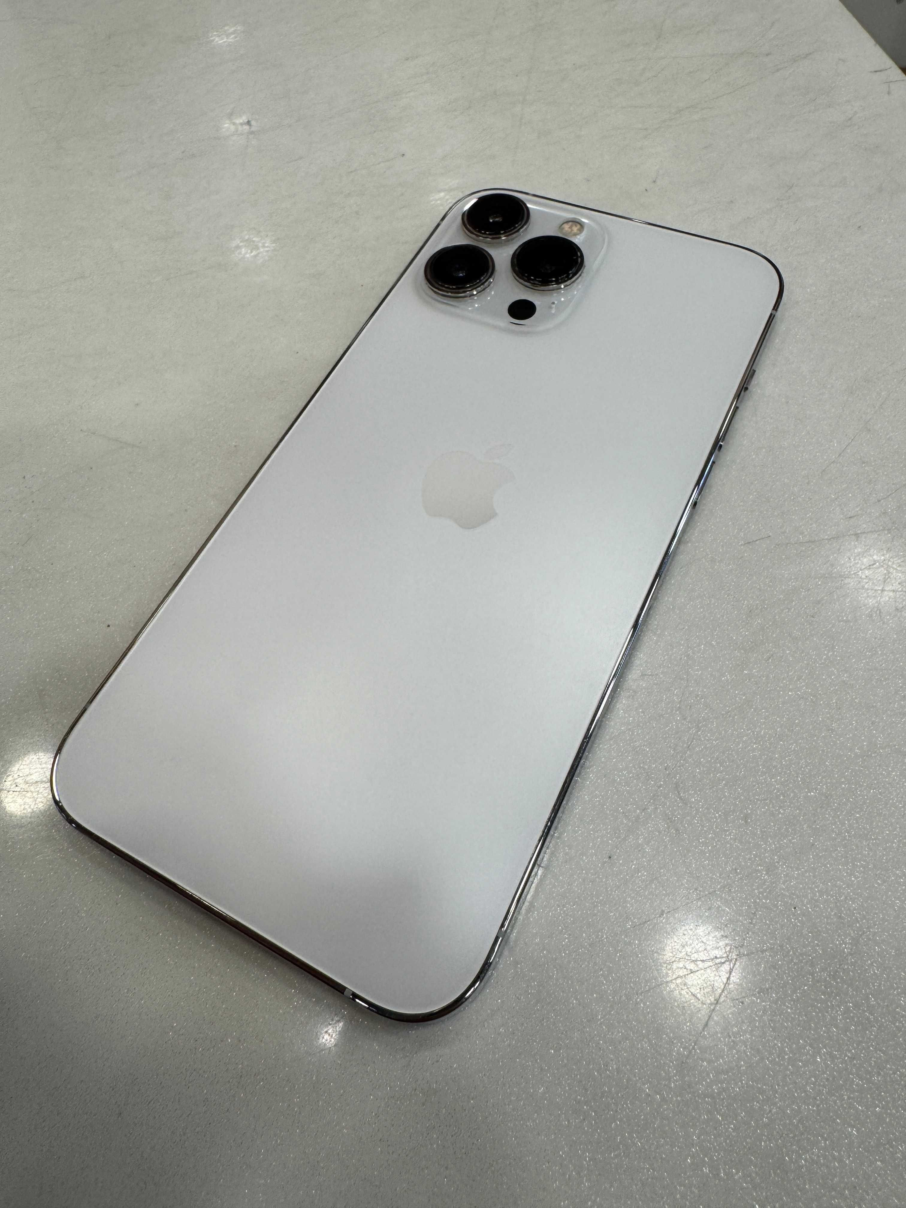Iphone 13 Pro Max - 128 GB - Бял