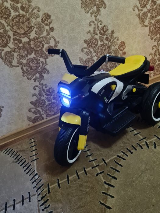 Bolalar uchun mashina