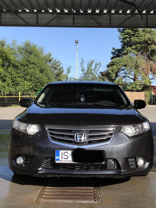 Honda Accord CU1 2012 benzina manuala