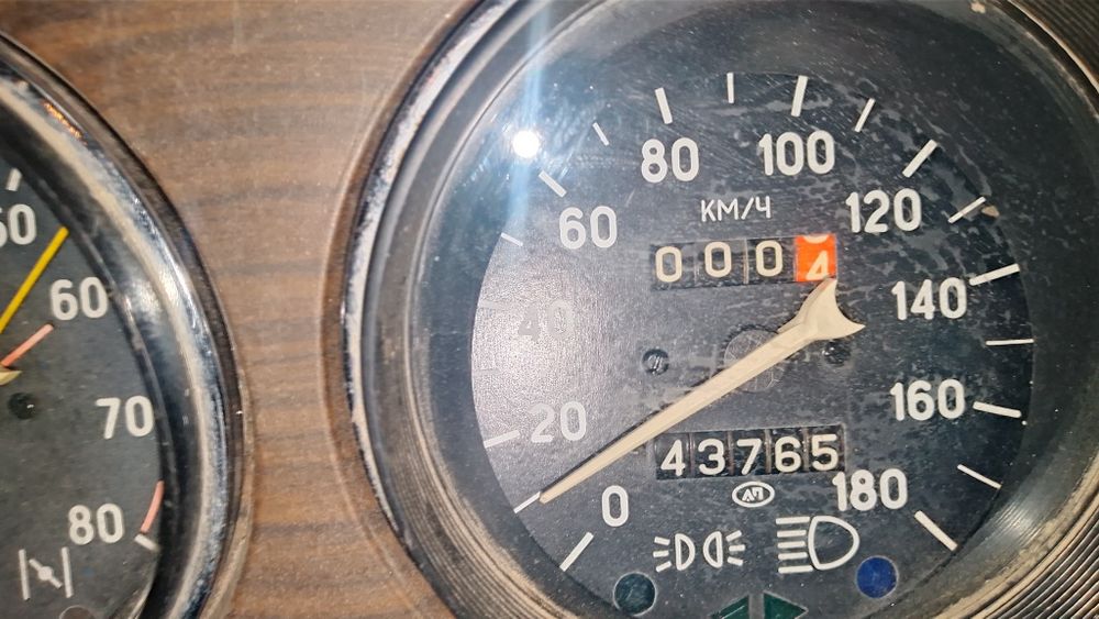 Vaz 21013 propan gaz 1984 yil Samarqandda