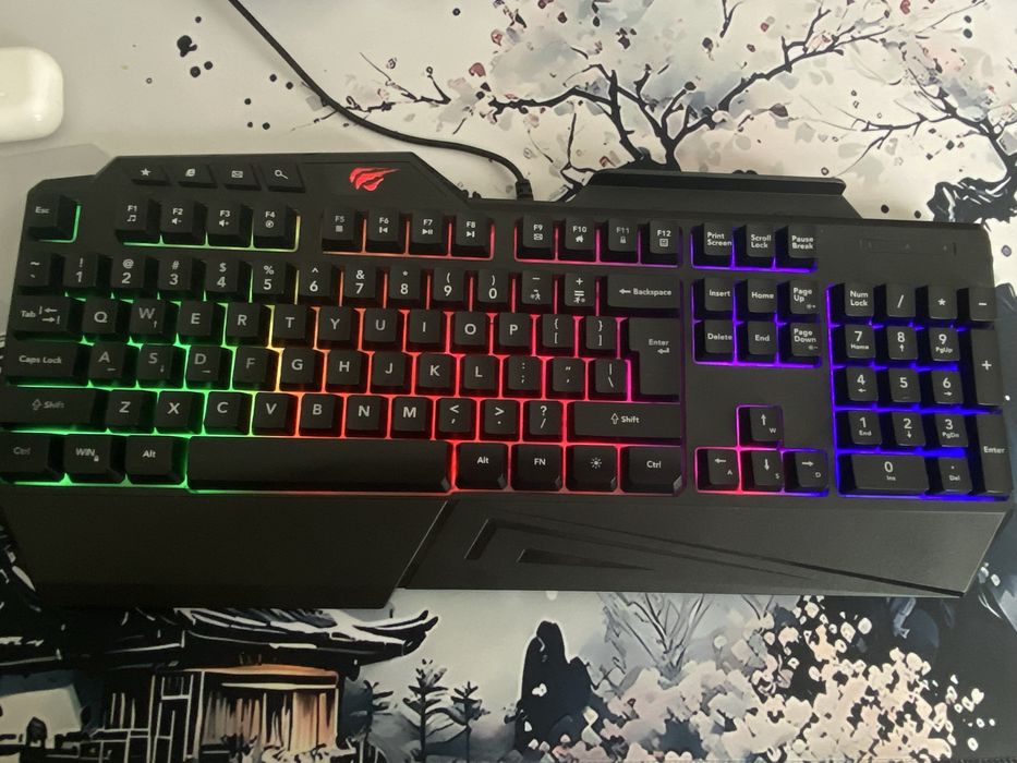 Клавиатура игровой