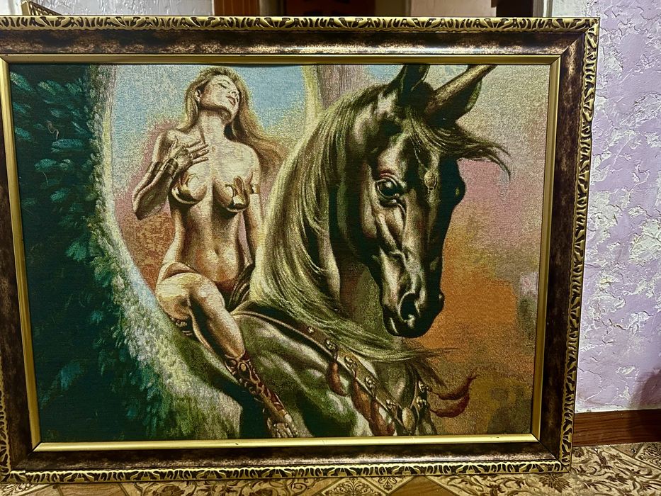 А эта картина(гобелен)..